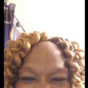 Meet your Posher, Awanda